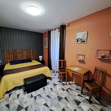 Hotel Le Bearn Bagnères-de-Bigorre Exterior foto
